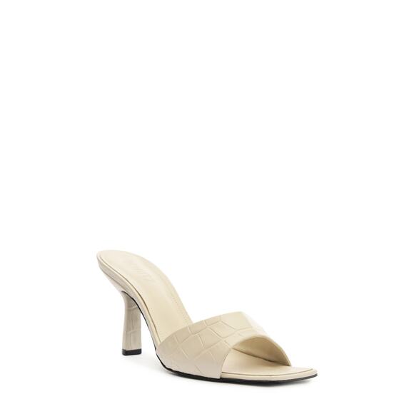 Schutz 'Posseni' White Leather Slide Sandal Size 7.5 M - Picture 1 of 6